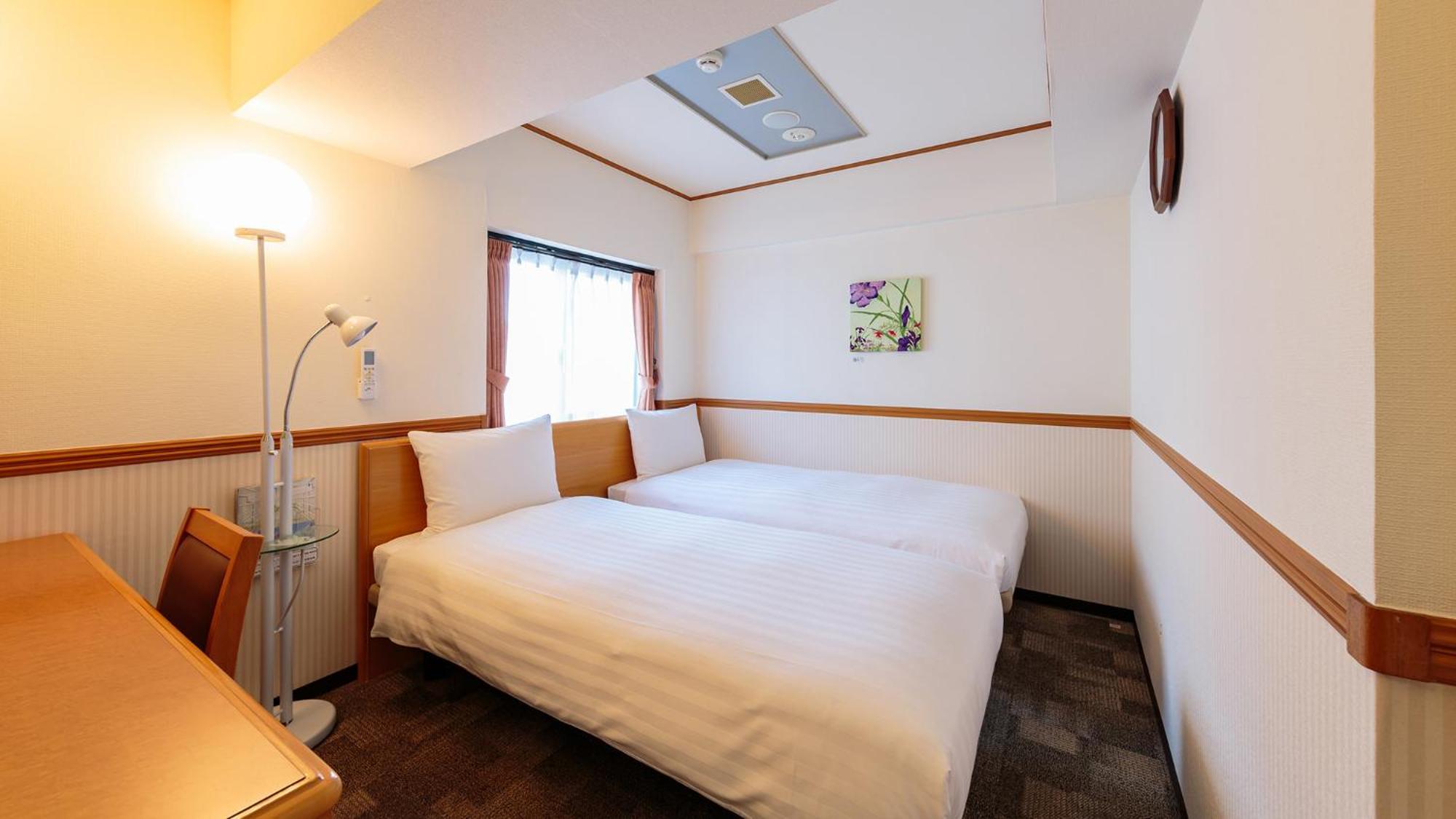 Toyoko Inn Tokyo Tozai-sen Nishi-kasai Kültér fotó